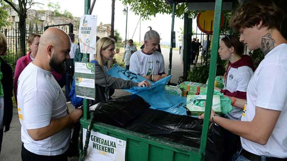 Со чистење на „Кале“ и официјално започна 4-та волонтерска “Генералка Викенд” акција